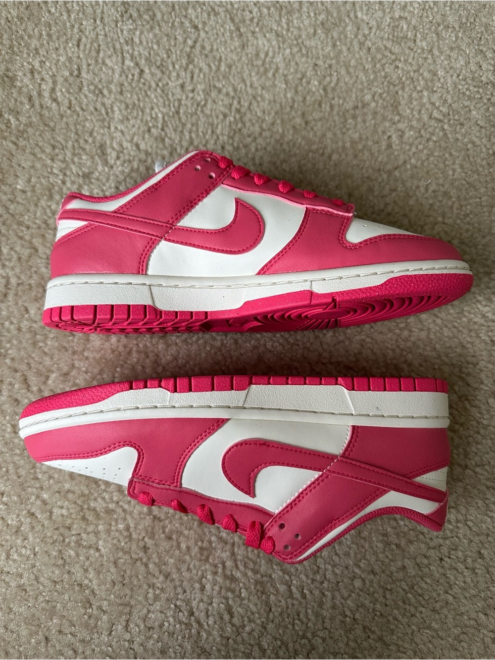 Nike Women’s Dunk Sneakers - White & Pink